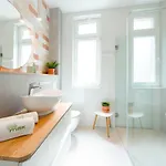 Mak Luxury
